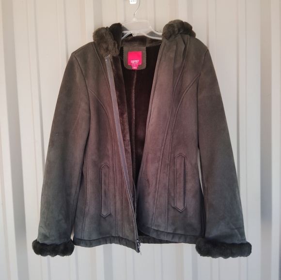 Women's Esprit Faux Suede Faux Fur Avocado Green Jacket Coat Size Medium - Picture 2 of 16